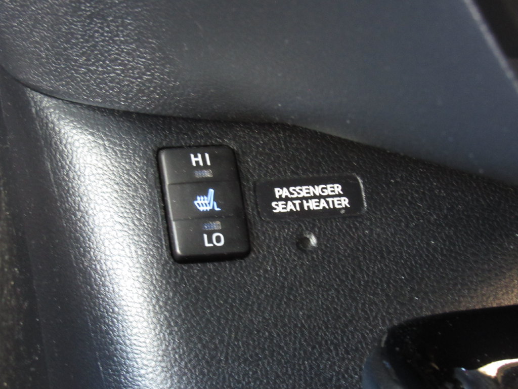 Certified 2019 Toyota Prius Prime Advanced w/ Carpet Mat Package FWD image 32