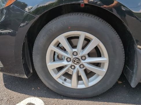 Used 2025 Toyota Camry LE FWD image 11