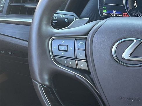 Used 2021 Lexus ES 300h Ultra Luxury w/ Accessory Package 2 image 14