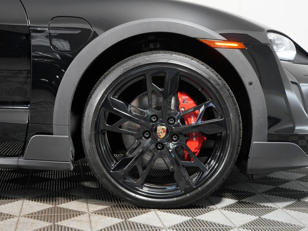 Certified 2024 Porsche Taycan 4S AWD/4WD image 16