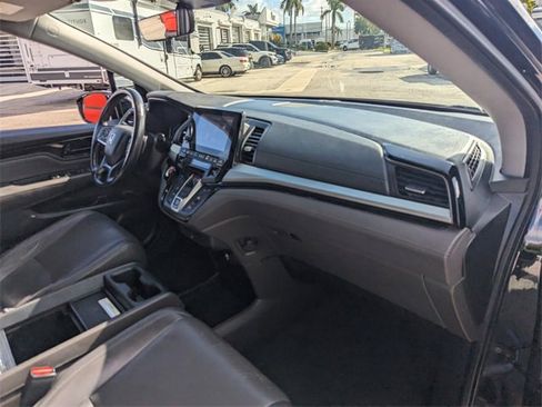 Used 2018 Honda Odyssey Elite image 17