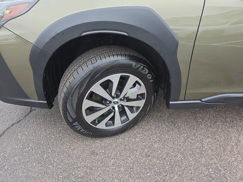 Certified 2025 Subaru Outback Premium image 9