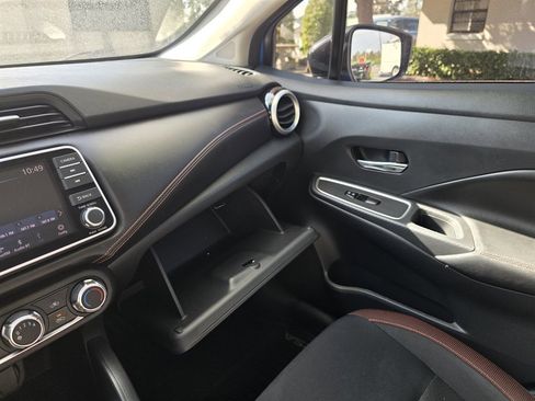 Used 2021 Nissan Versa SR image 24