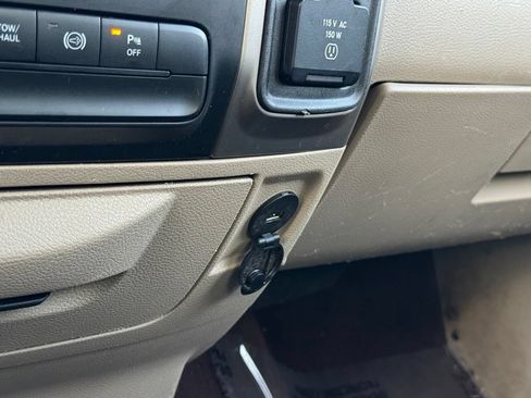 Used 2015 RAM 3500 SLT w/ Popular Equipment Group AWD/4WD image 13