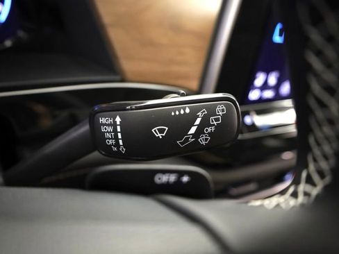 New 2026 Volkswagen Atlas SE image 28