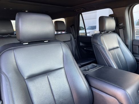 Used 2019 Ford Expedition XLT w/ Equipment Group 202A image 34