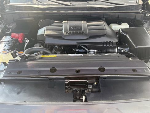 Used 2023 Nissan Titan PRO-4X w/ Pro-4x Convenience Package image 35