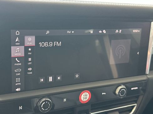 New 2026 Porsche Macan Turbo image 21