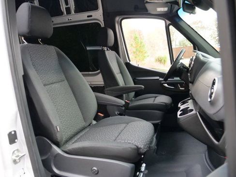 Used 2023 Mercedes-Benz Sprinter 3500 w/ Parking Package image 37