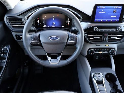 Certified 2023 Ford Escape Active image 4