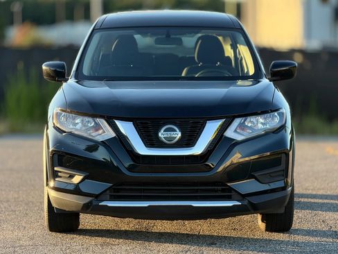 Used 2018 Nissan Rogue S AWD/4WD image 5