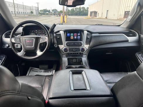 Used 2018 GMC Yukon XL SLT image 29