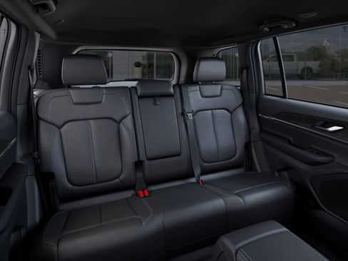 New 2025 Jeep Grand Cherokee Limited AWD/4WD image 15