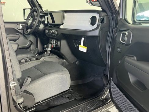New 2025 Jeep Wrangler Sport S image 28