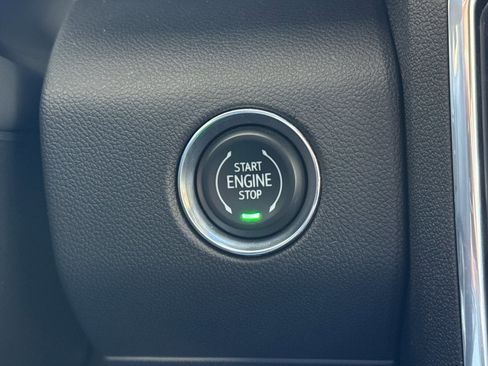 Used 2026 GMC Acadia Elevation w/ Elevation Premium Package image 30