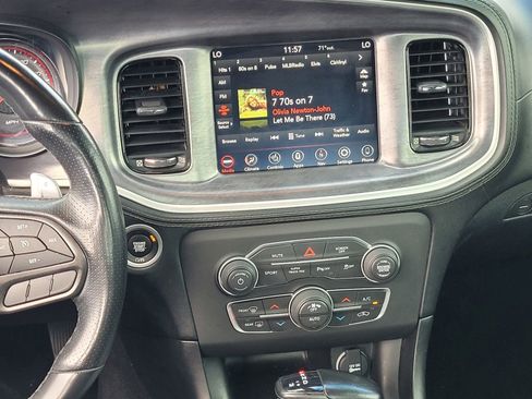 Used 2020 Dodge Charger R/T w/ Daytona Edition Group image 17