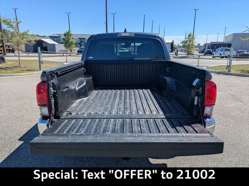 Used 2020 Toyota Tacoma SR5 image 13