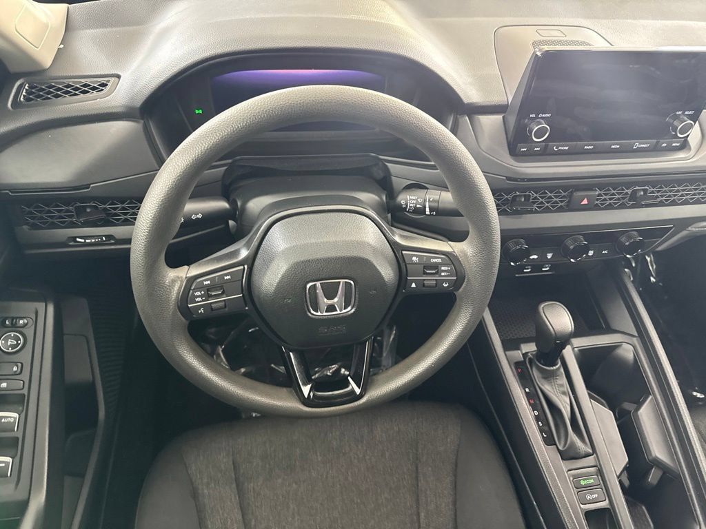Certified 2025 Honda Accord LX image 26