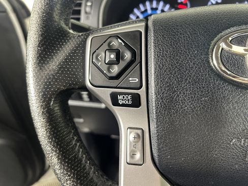 Used 2016 Toyota 4Runner SR5 RWD image 13