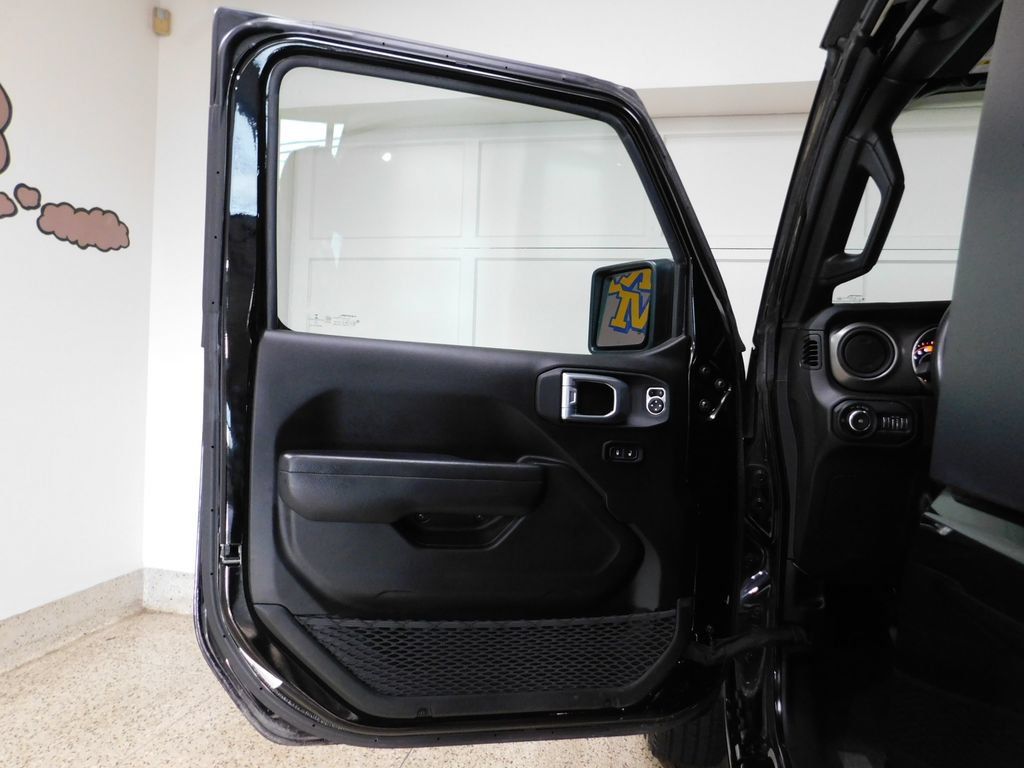 Used 2021 Jeep Wrangler Sport AWD/4WD image 25