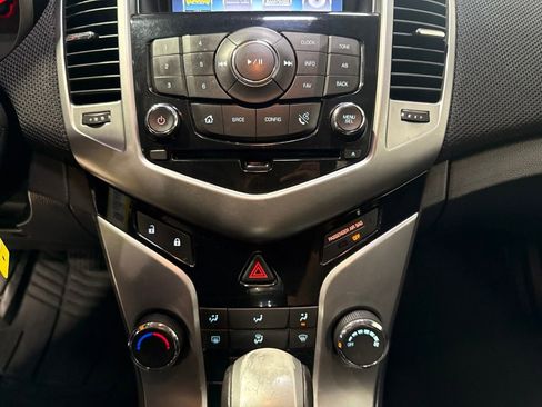 Used 2014 Chevrolet Cruze LT w/ All-Star Edition FWD image 16