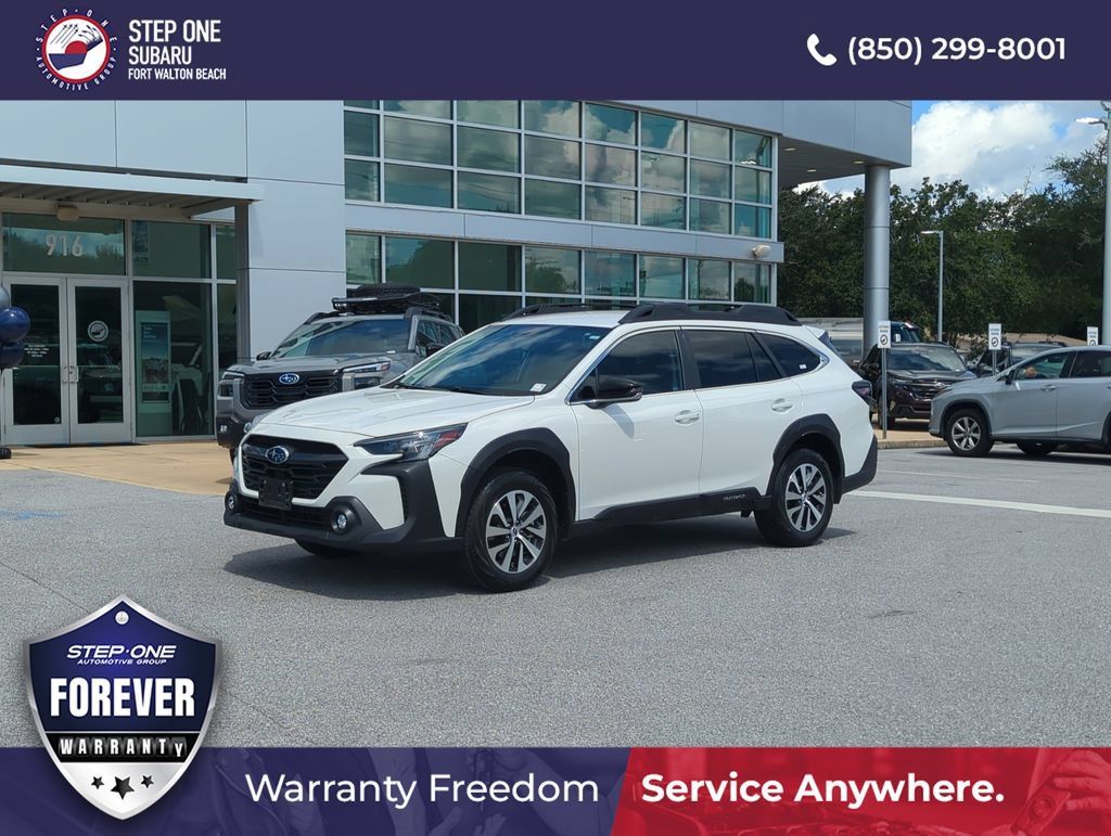 Certified 2025 Subaru Outback Premium AWD/4WD image 2