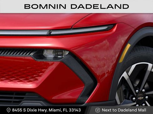 New 2026 Chevrolet Equinox EV LT image 11