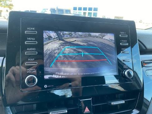 Used 2021 Toyota Camry SE image 20