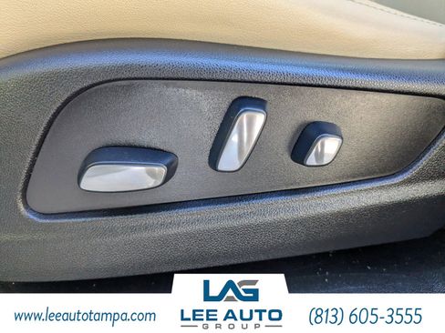 Used 2019 Cadillac XT5 Premium Luxury image 22