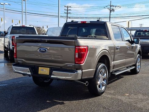 Certified 2022 Ford F150 XLT w/ Equipment Group 302A High image 11