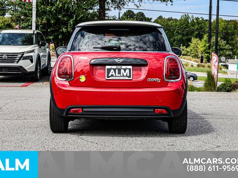 Used 2022 MINI Cooper SE image 12