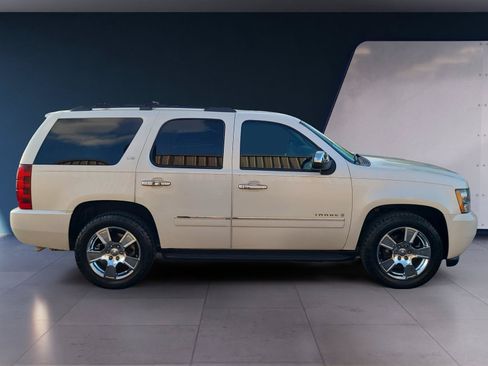 Used 2009 Chevrolet Tahoe LTZ RWD image 6
