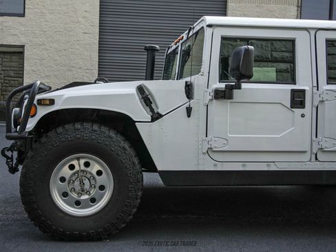 Used 1996 HUMMER H1 4-Door Wagon AWD/4WD image 2