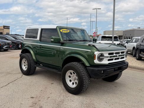 Used 2022 Ford Bronco Outer Banks image 3