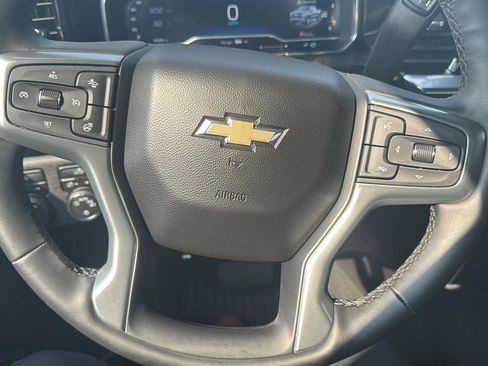 Used 2023 Chevrolet Silverado 1500 LT AWD/4WD image 12
