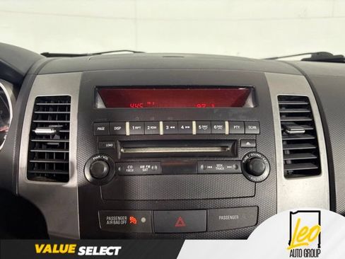 Used 2009 Mitsubishi Outlander ES FWD image 15