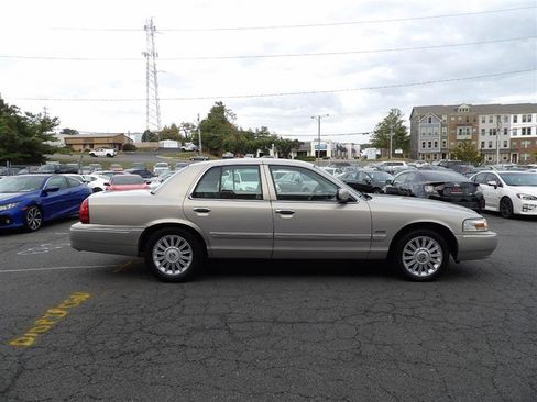 Used 2009 Mercury Grand Marquis LS image 8