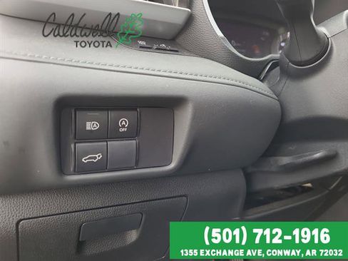 Used 2023 Toyota Highlander XLE image 62