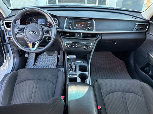 Used 2017 Kia Optima LX w/ Option Group 014 image 14