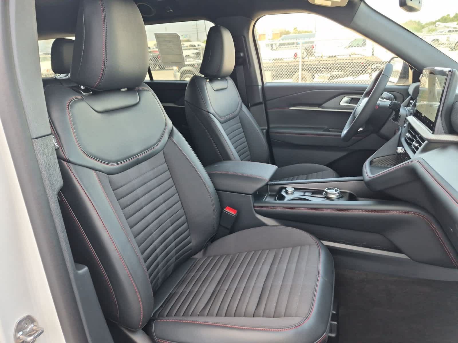 New 2027 Ford Explorer ST-Line w/ Premium Package RWD image 27