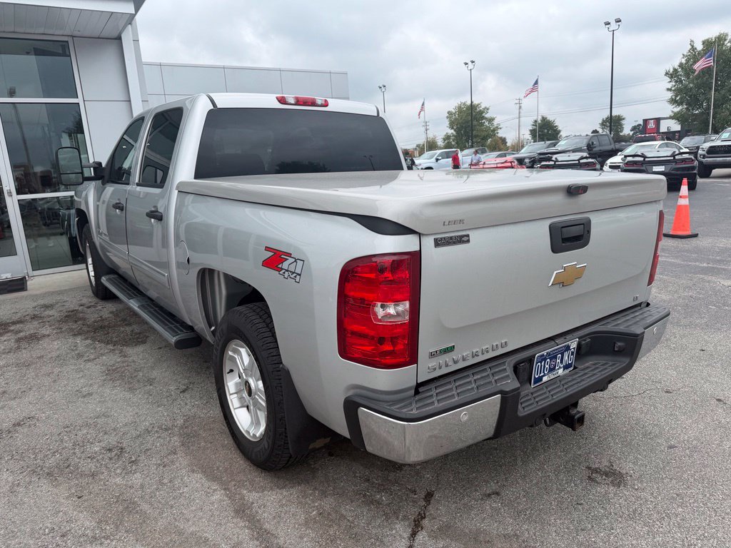 Used 2010 Chevrolet Silverado 1500 LT w/ Power Pack Plus AWD/4WD image 4
