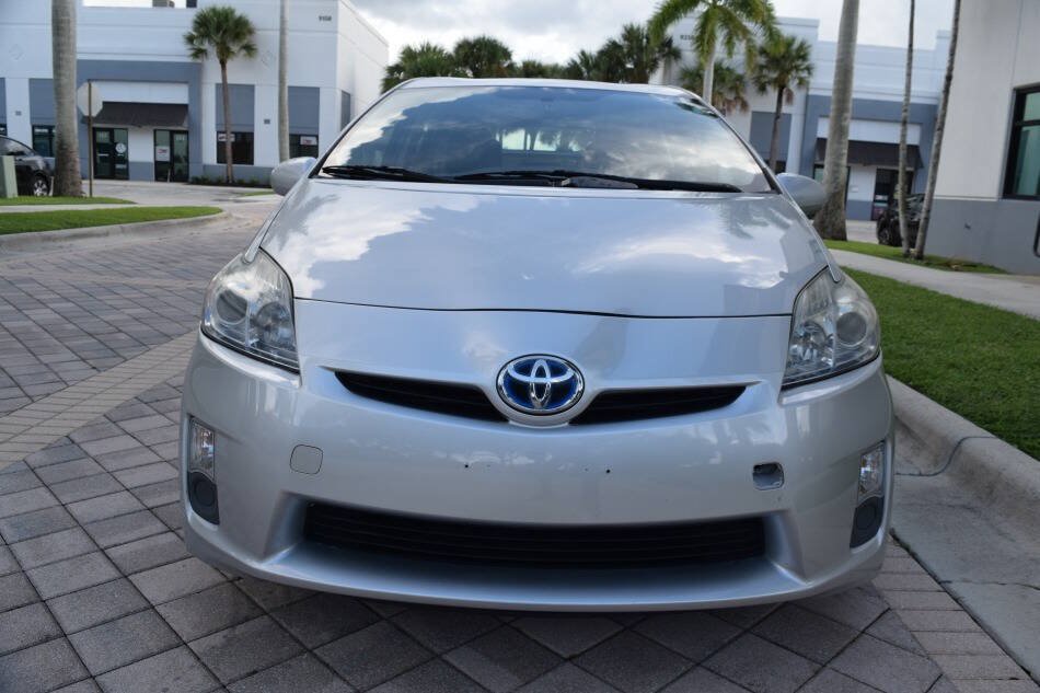 Used 2010 Toyota Prius Two w/ Preferred Accessory Pkg FWD image 39