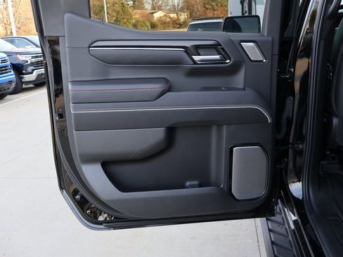 New 2025 GMC Sierra 1500 AT4X image 29