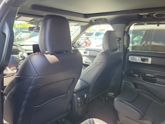 Used 2023 Ford Explorer ST w/ Equipment Group 401A AWD/4WD image 10
