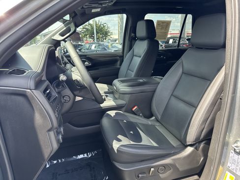 Used 2023 Chevrolet Tahoe Z71 w/ Luxury Package AWD/4WD image 22