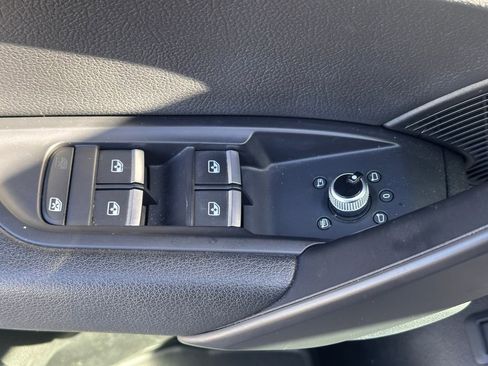 Used 2018 Audi Q5 2.0T Premium Plus w/ Premium Plus Package image 24