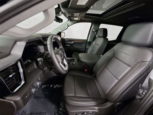 New 2026 GMC Sierra 1500 Denali AWD/4WD image 16