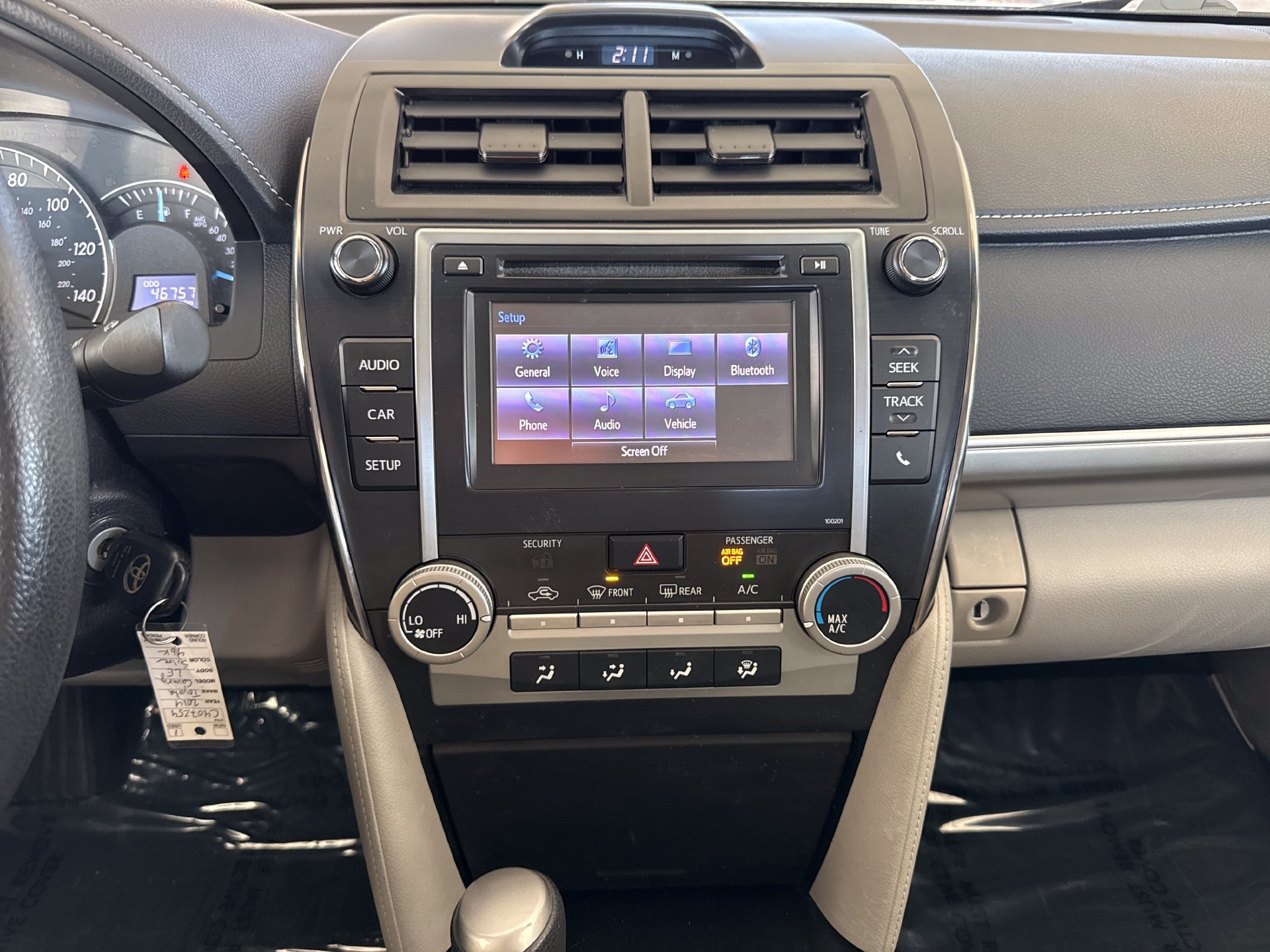 Used 2014 Toyota Camry LE FWD image 12