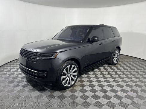 Used 2023 Land Rover Range Rover SE AWD/4WD image 9