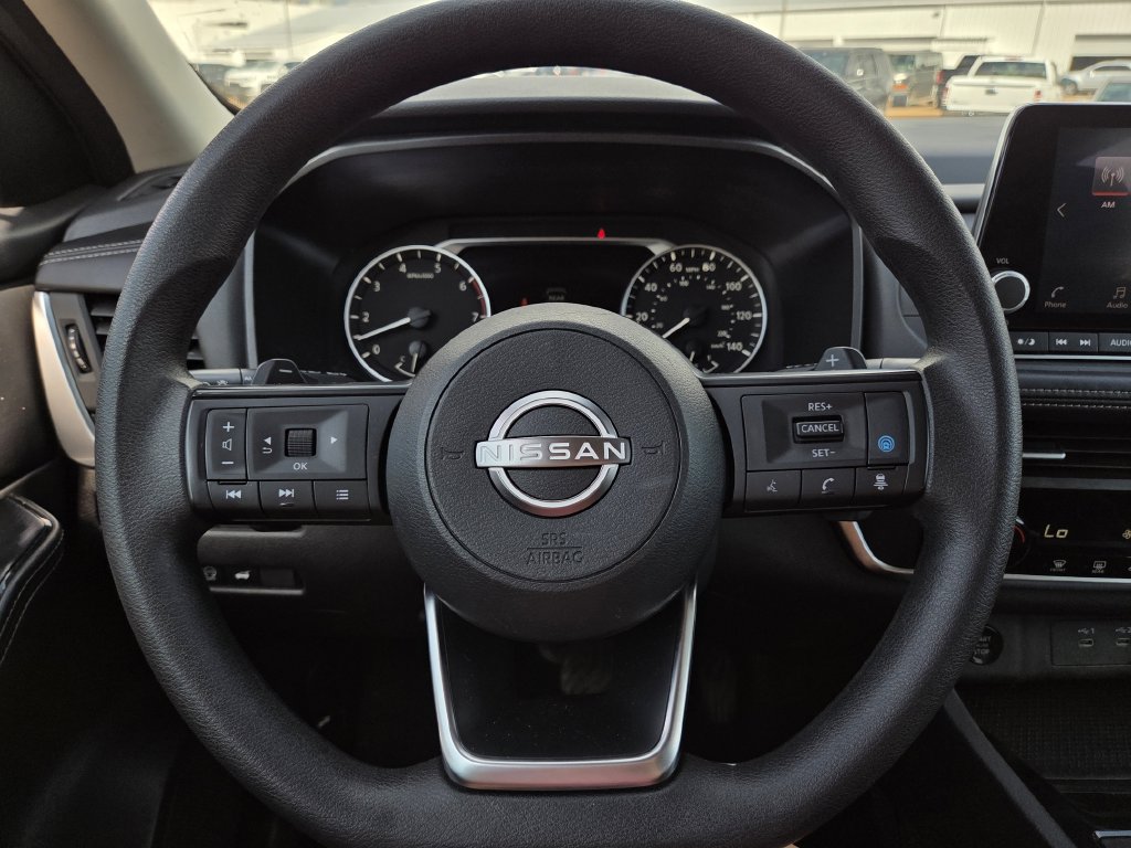 Used 2024 Nissan Rogue SV AWD/4WD image 24